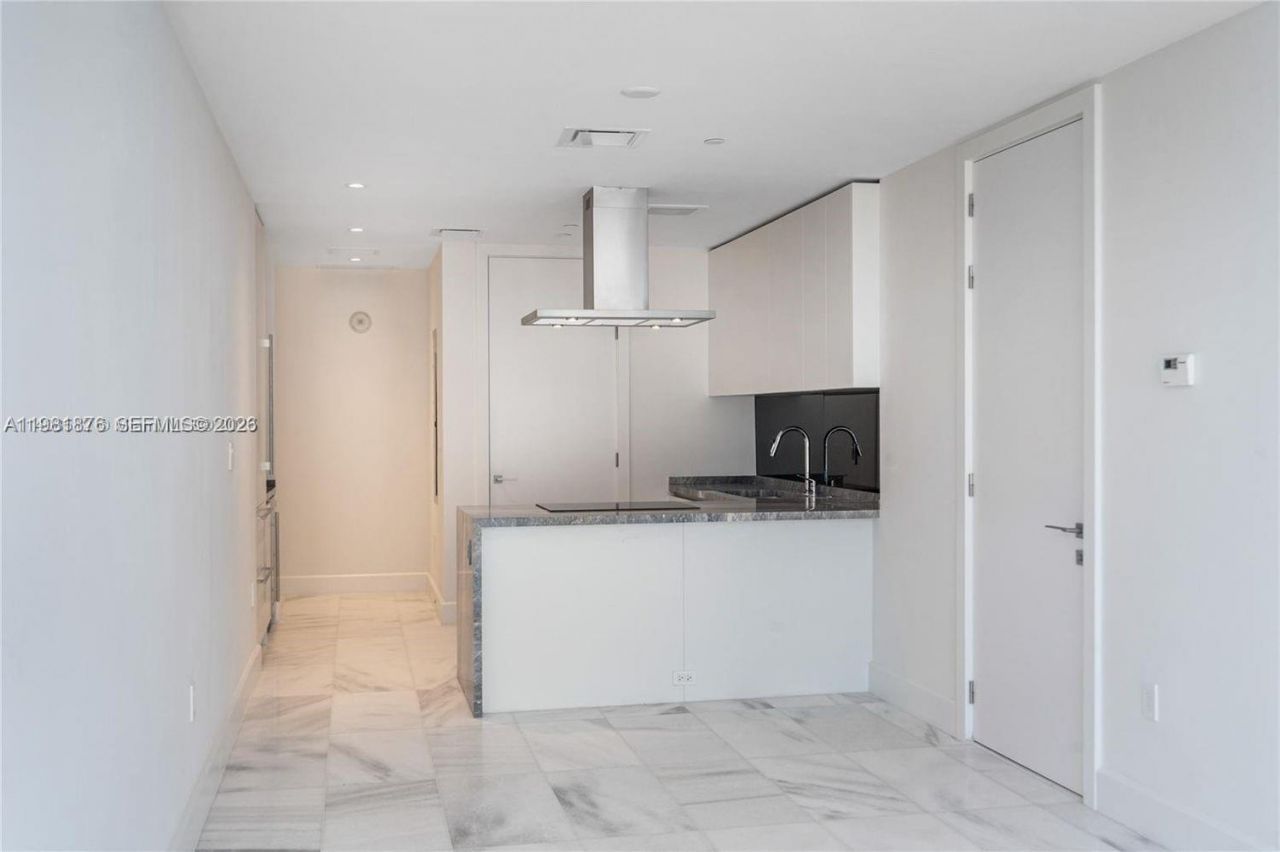 700 NE 26th Ter , Unit 904, Miami, FL 33137 Photo