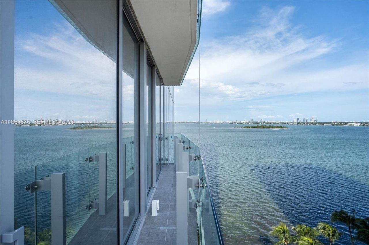 700 NE 26th Ter , Unit 904, Miami, FL 33137 Photo