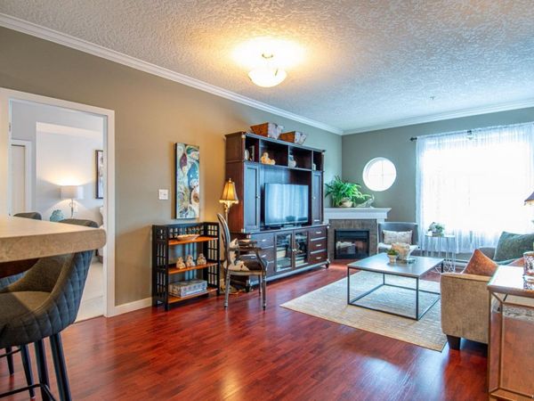 7088 West Saanich Rd, Unit 209, Central Saanich, BC V8M 1P9