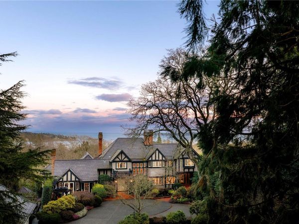 3475 Upper Terrace Rd, Oak Bay, BC V8R 6E6