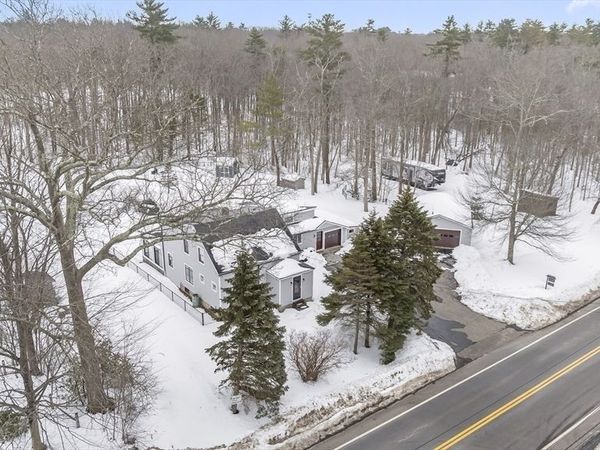 54 Rabbit Rd, Salisbury, MA 01952