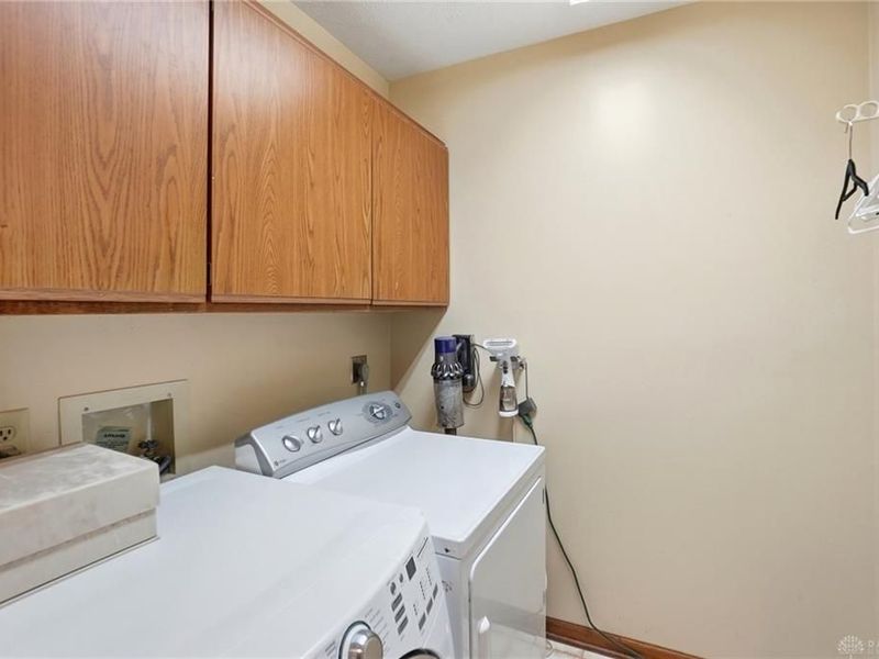 392 Copper Beech Court, Washington Township, OH 45459 Photo 17