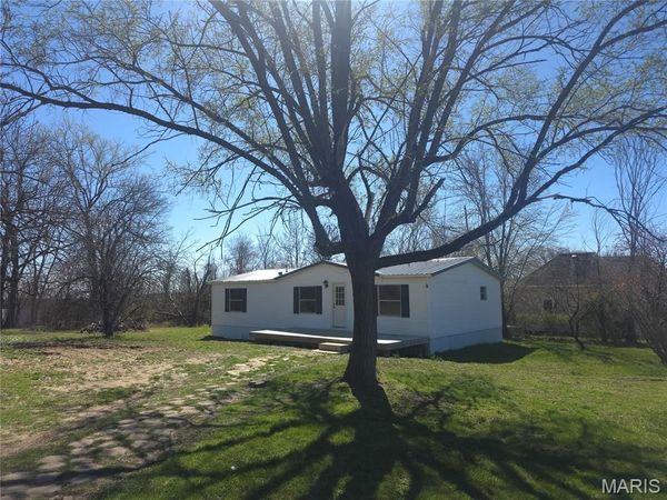 304 S Frisco Street, Crocker, MO 65452