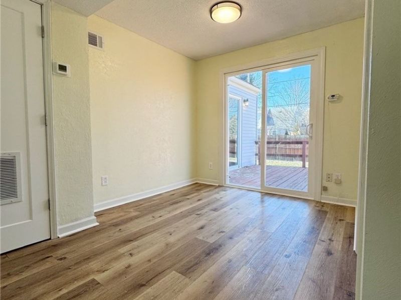 196 S Point Drive , Avon Lake, OH 44012 Photo 10