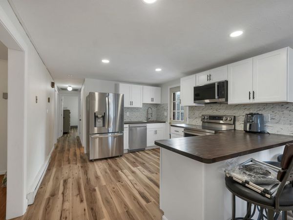 7 Therese Road, Salem, NH 03079