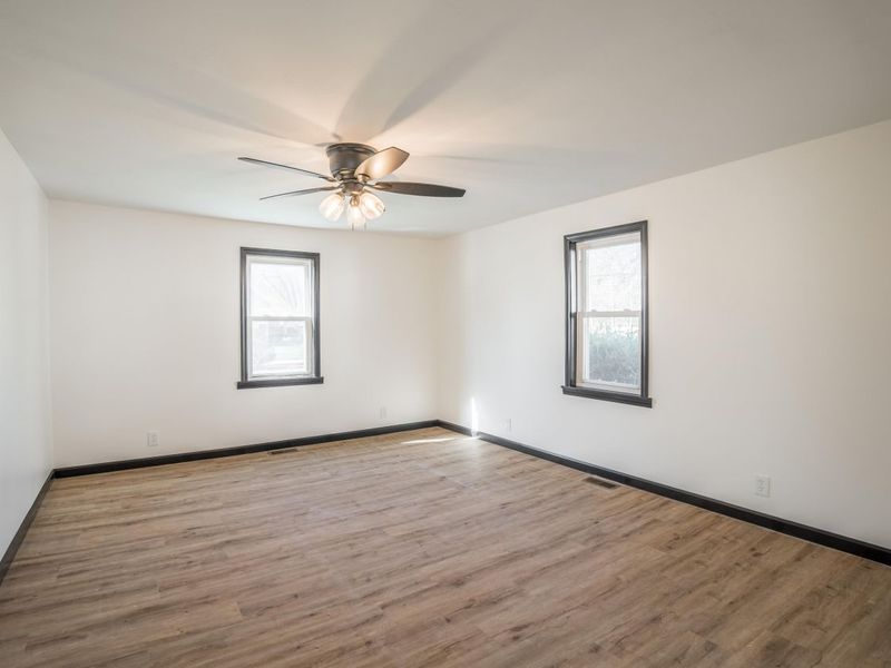 359 E Main Street, Piqua, OH 45356 Photo 13