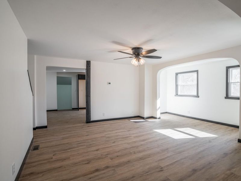 359 E Main Street, Piqua, OH 45356 Photo 14