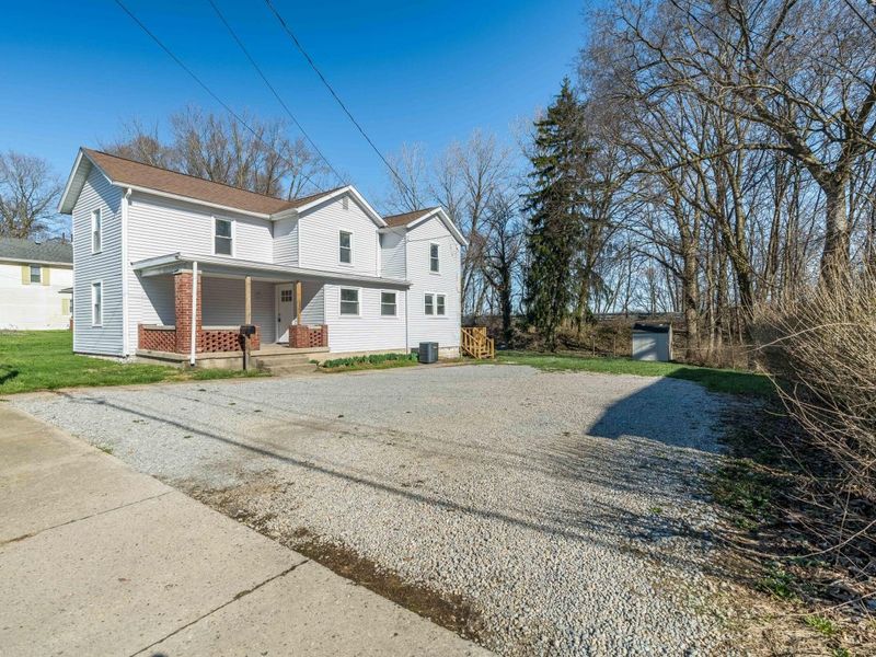 359 E Main Street, Piqua, OH 45356 Photo 4