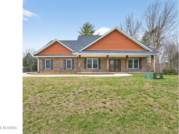 204 Suzie Court, Crossville, TN 38555