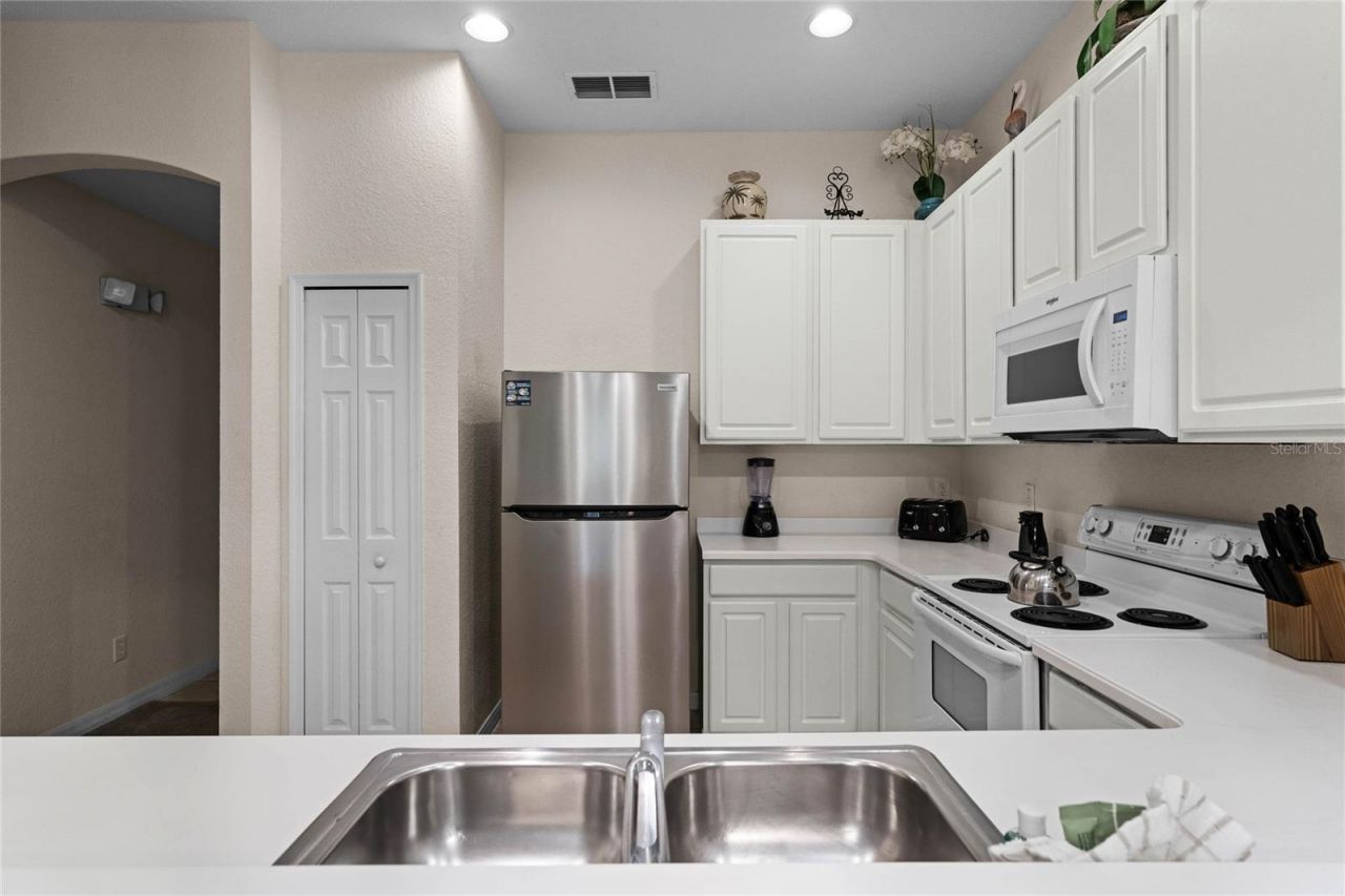312 Lucaya Loop, Davenport, FL 33897 Photo