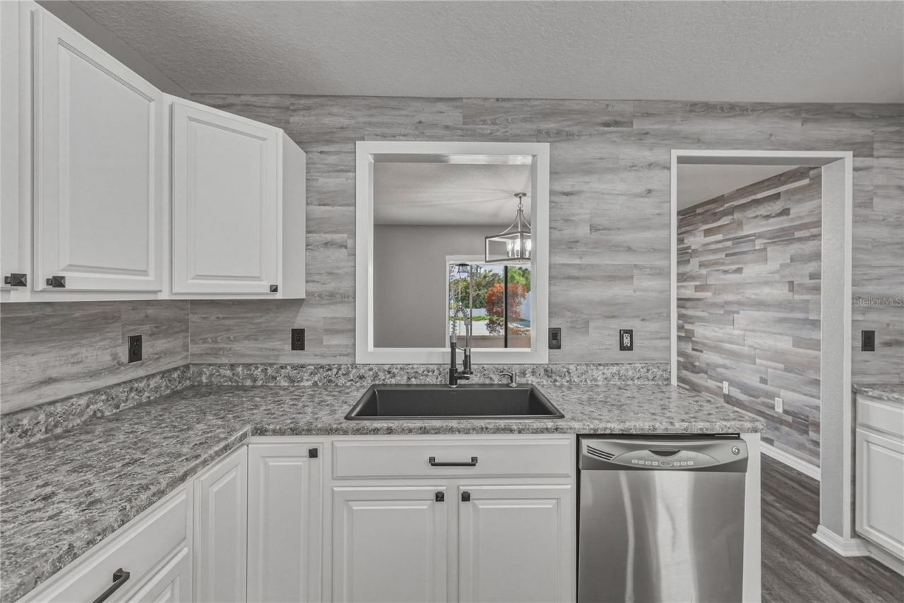 13416 Kent Bradley Street, Dade City, FL 33525 Photo