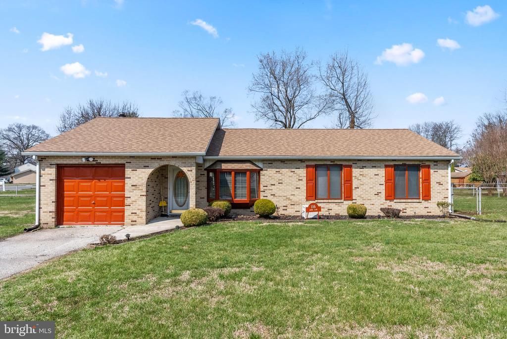 116 Lotus Lane, Carneys Point, NJ 08069 Main Photo