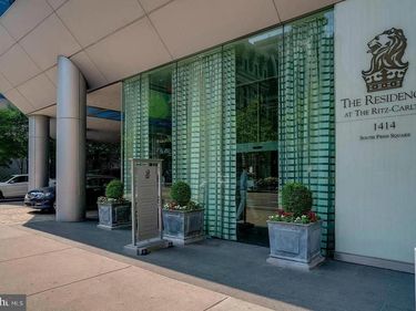 1414 S PENN SQUARE, Unit 10C, PHILADELPHIA, PA 19102