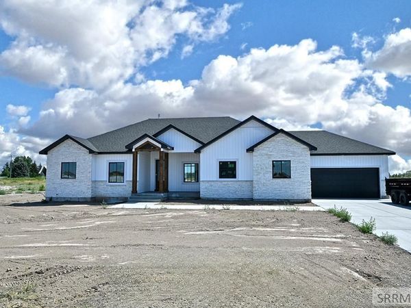 837 E 1560 N, SHELLEY, ID 83274