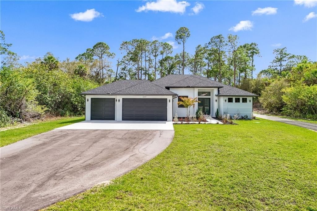 2604 20th Ave Ne, Naples, FL 34120 Photo