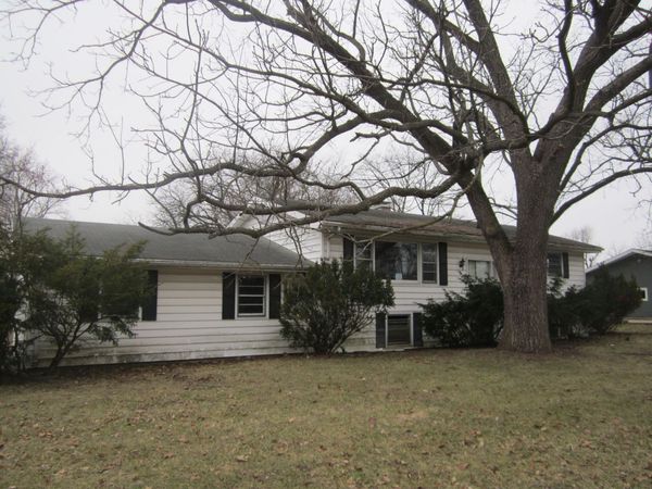 804 Canterbury Drive, Sturgis, MI 49091