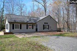 88 Running Deer Road photo 4