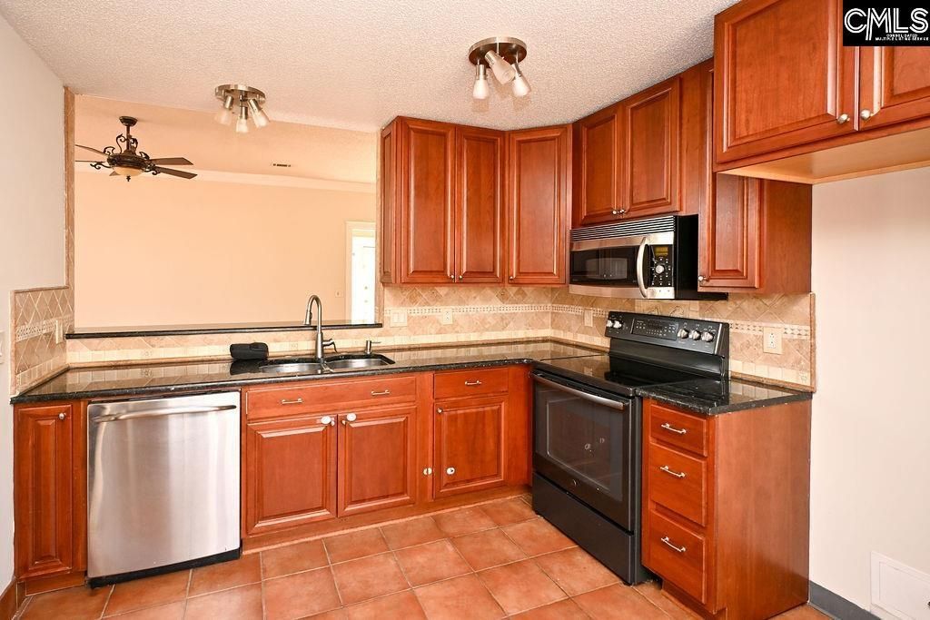 88 Running Deer Road Photo 6