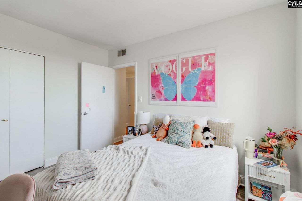 619 King Street  Photo 21