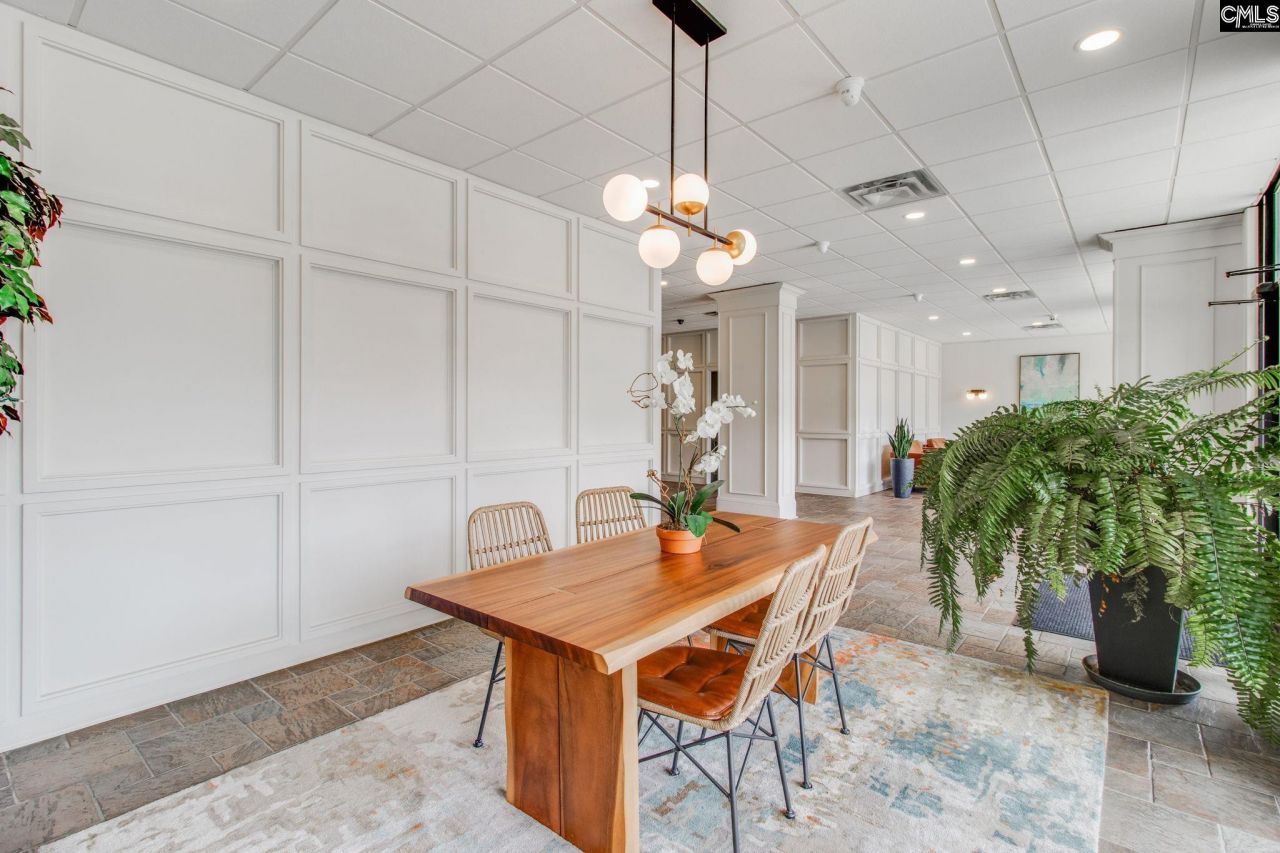 619 King Street  Photo 5