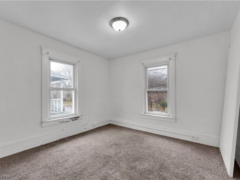 7210 Colgate Avenue , Cleveland, OH 44102 Photo 14