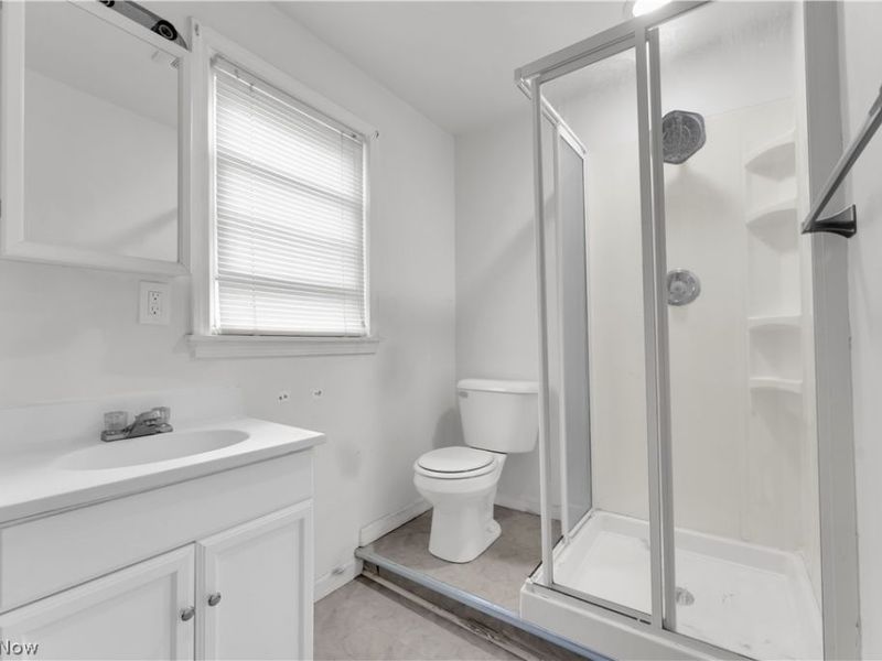 7210 Colgate Avenue , Cleveland, OH 44102 Photo 17