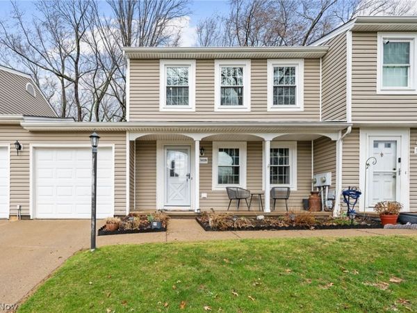 7403 N Chestnut Commons Drive , Mentor, OH 44060