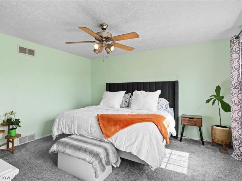 7403 N Chestnut Commons Drive , Mentor, OH 44060 Photo 14