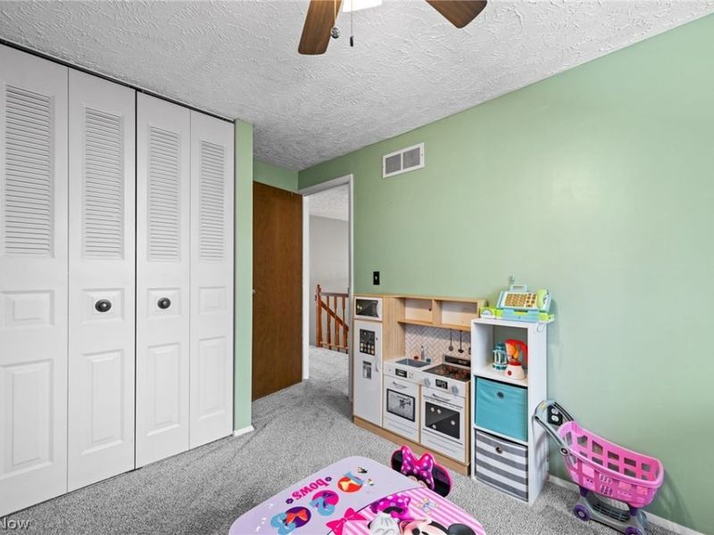 7403 N Chestnut Commons Drive , Mentor, OH 44060 Photo 20