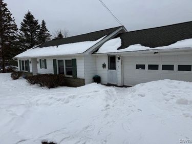 20 South Hills Drive, New Hartford, NY 13413