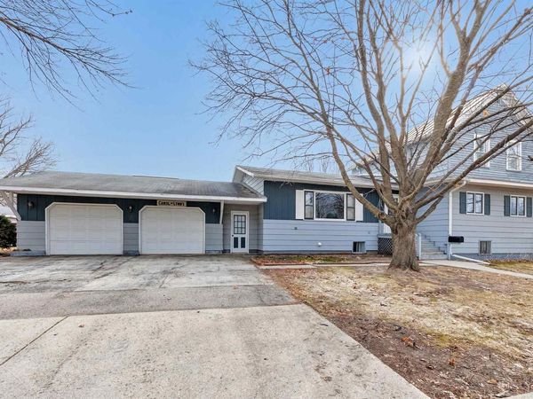 147 MESSENGER AVENUE, Oconto, WI 54153