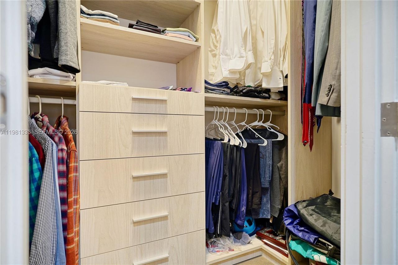 3747 Prairie Ave , Miami Beach, FL 33140 Photo