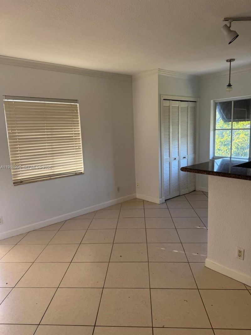924 SE 2nd St , Unit 29, Fort Lauderdale, FL 33301 Photo