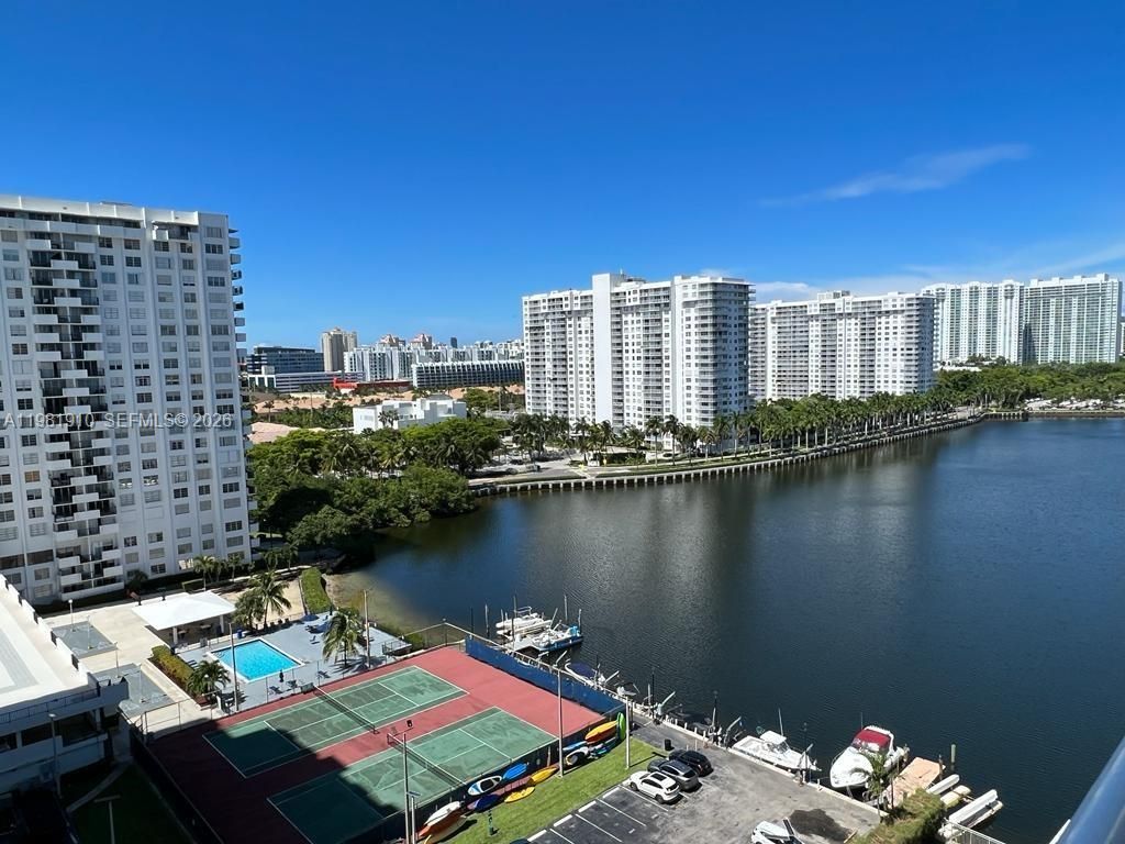 18061 Biscayne Blvd , Unit 1404, Aventura, FL 33160 Photo