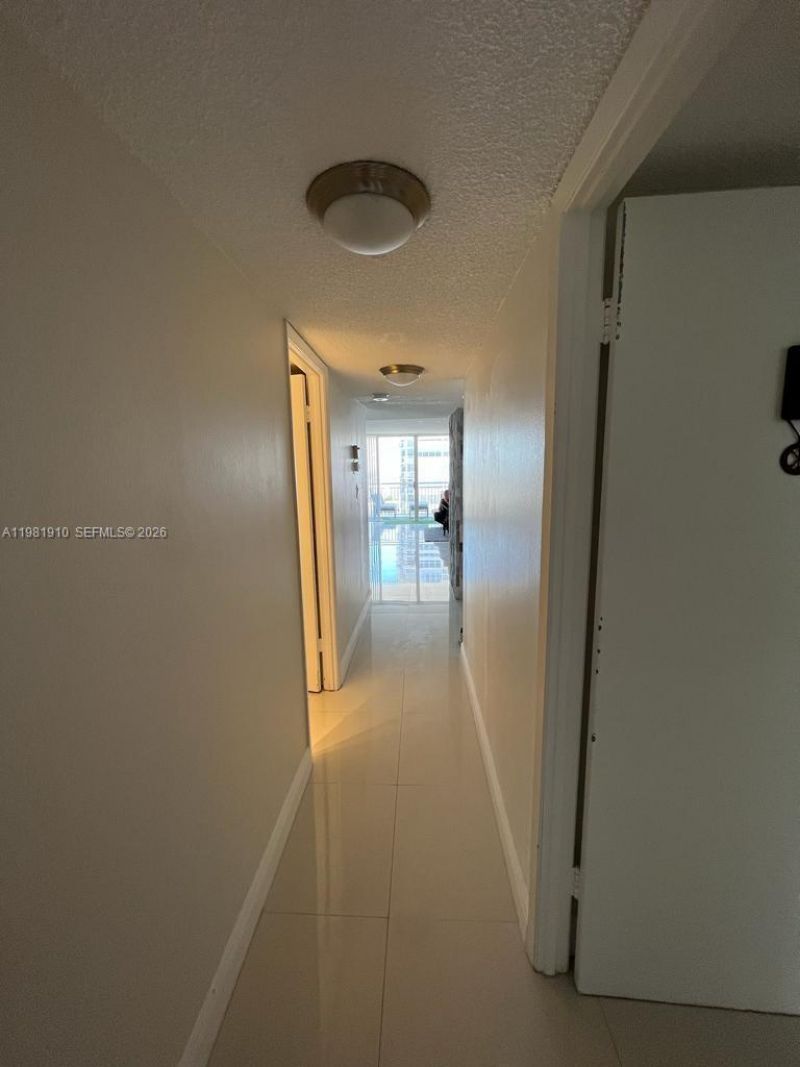 18061 Biscayne Blvd , Unit 1404, Aventura, FL 33160 Photo