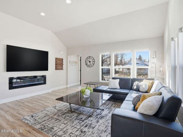 623 W Empire AVE, Coeur d'Alene, ID 83814