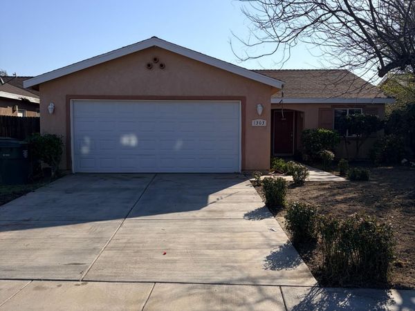 1303 Erie Street, Bakersfield, CA 93307