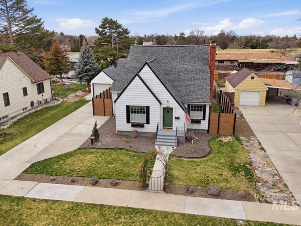 1610 Idaho Ave, Caldwell, ID 83605