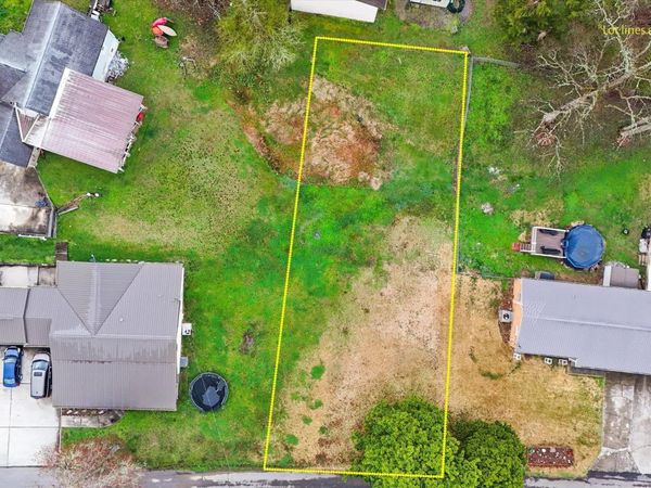 306 Shoopman Lane, Oliver Springs, TN 37840