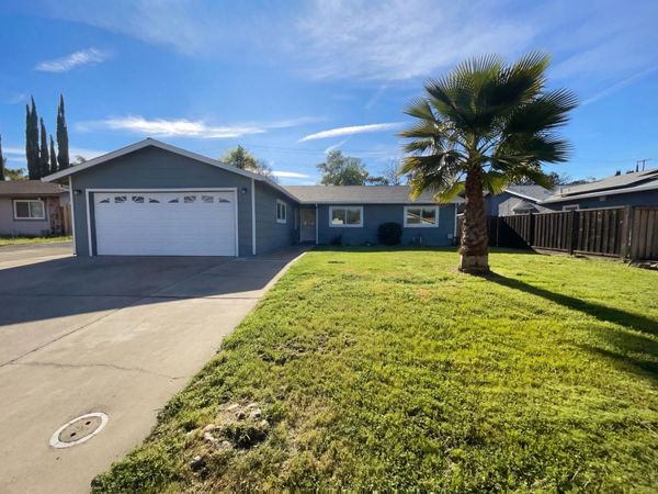 141 Sierra Woods Cir, Folsom, CA 95630