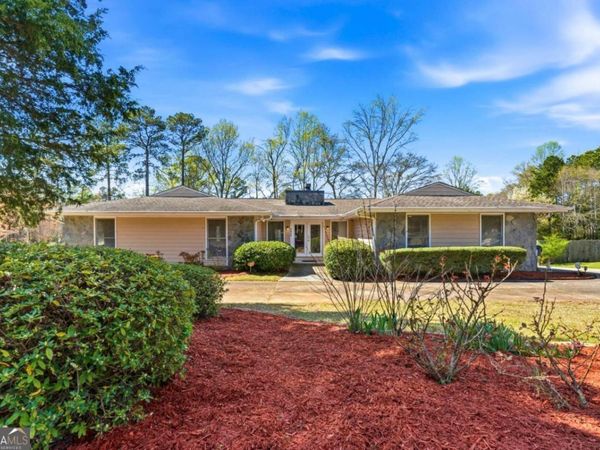 8049 Autumn Woods Drive, Jonesboro, GA 30236