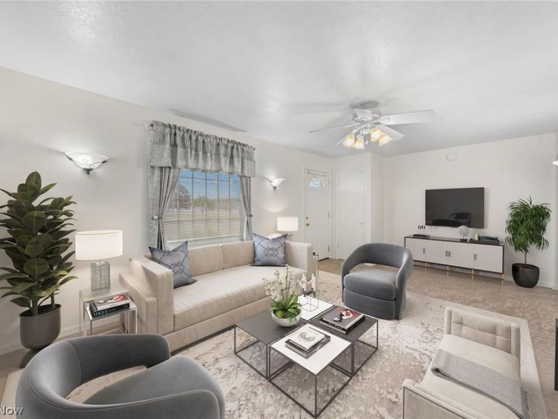 25 S Van Buren Avenue, Barberton, OH 44203 Photo 4