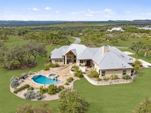 1900 Byrd Ranch RD, Johnson City, TX 78636