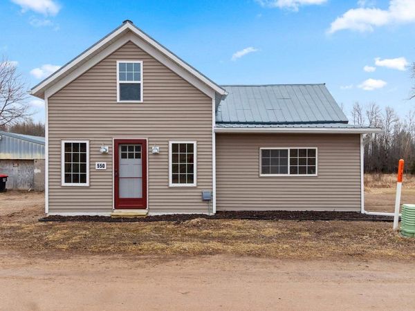 550 BARKE STREET, Gillett, WI 54124