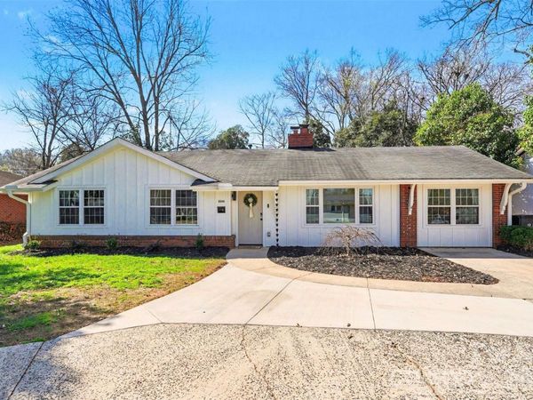 2006 Tyvola Road , Charlotte, NC 28210