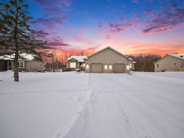 120 Stoli Court, Onsted, MI 49265