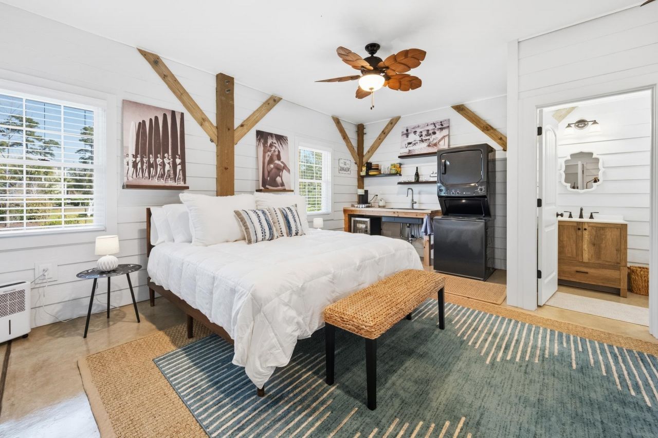 72 Weatherboard Ct.  Photo 23