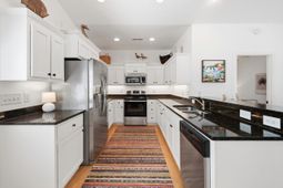 72 Weatherboard Ct.  photo 4