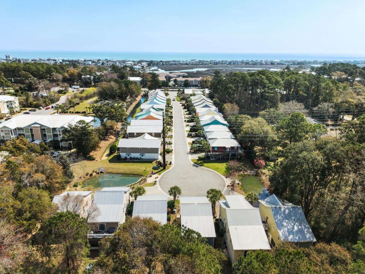 72 Weatherboard Ct.  Photo 37