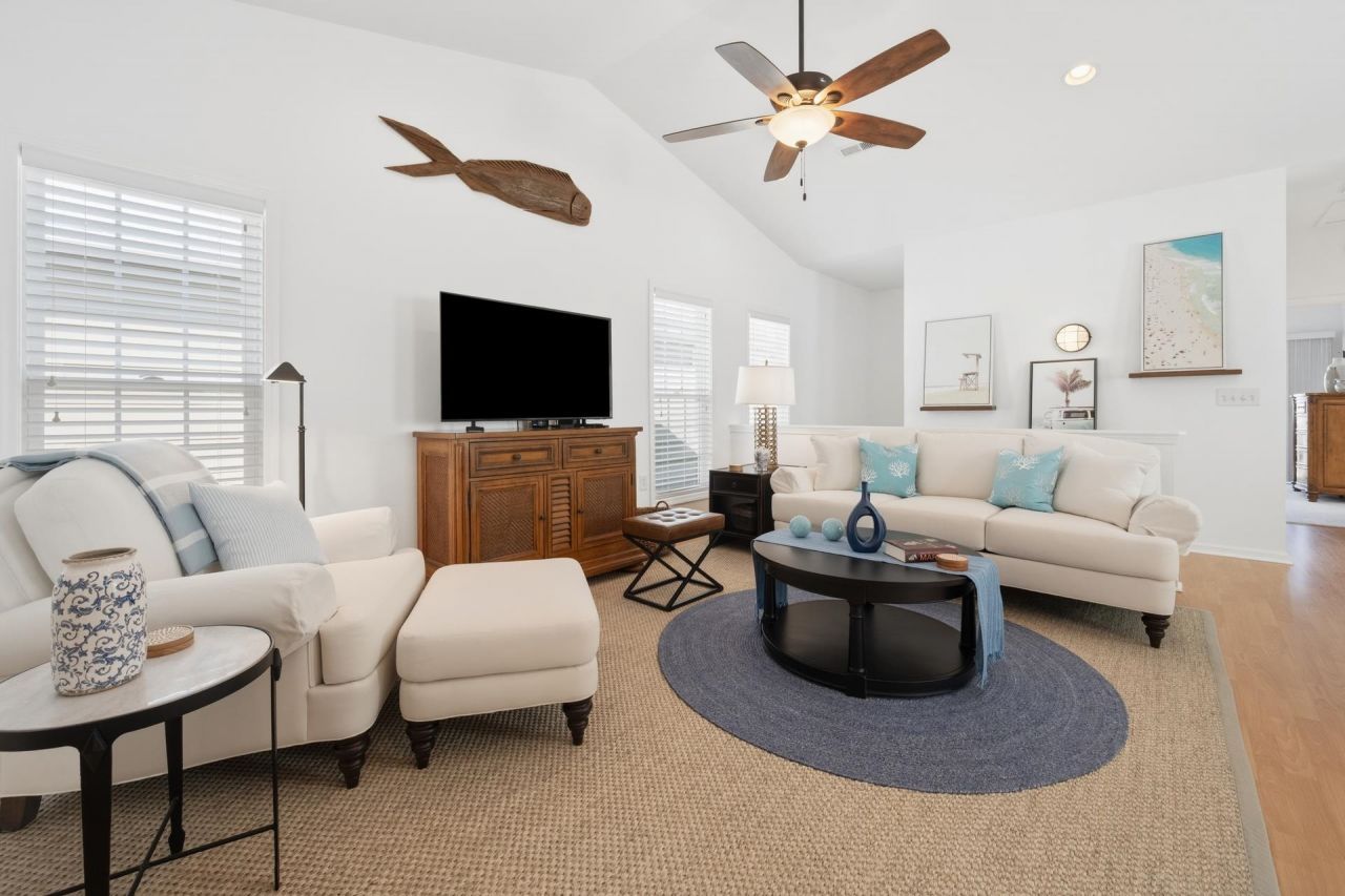 72 Weatherboard Ct.  Photo 6